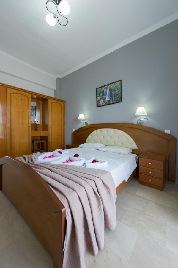 Makis Studios Roda  Extérieur photo